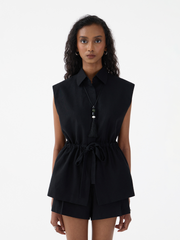 Sole Vest