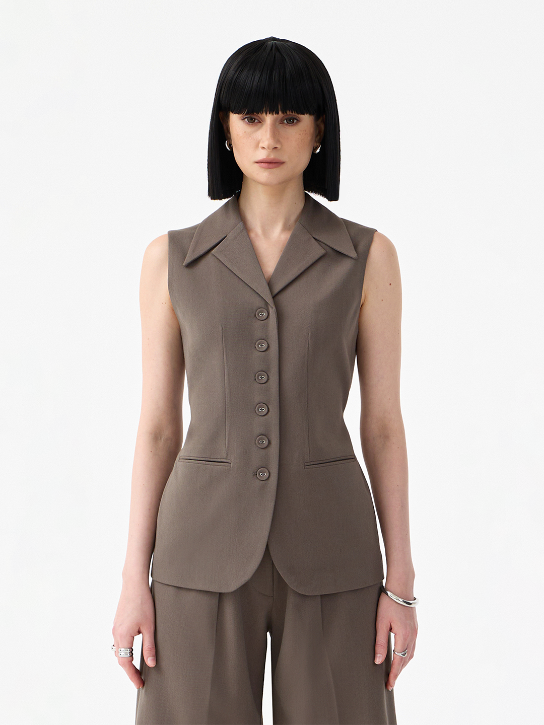 Isolde Vest