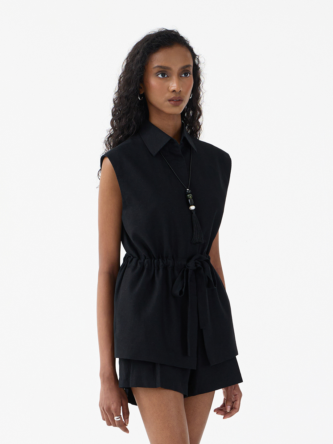 Sole Vest