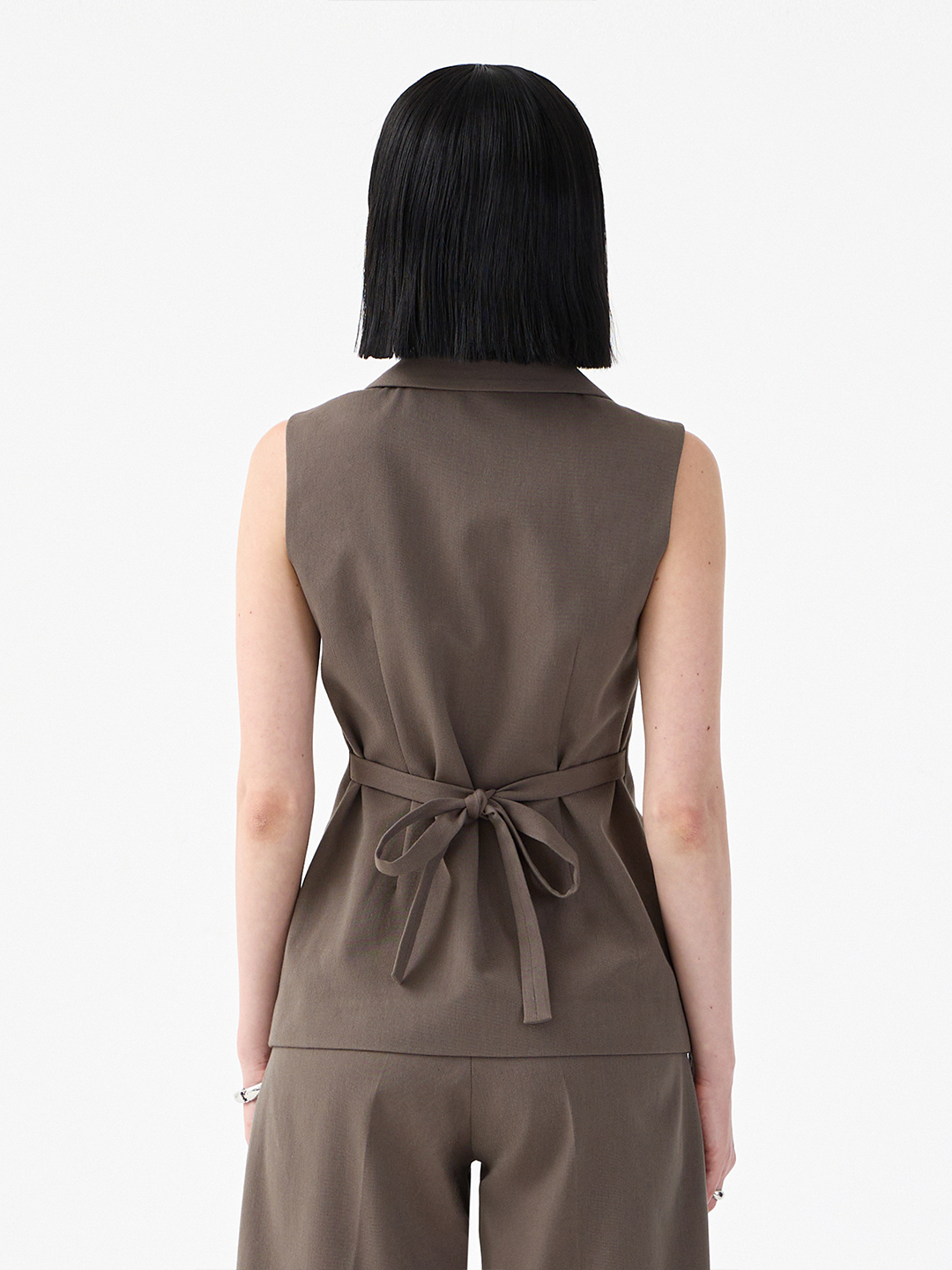Isolde Vest
