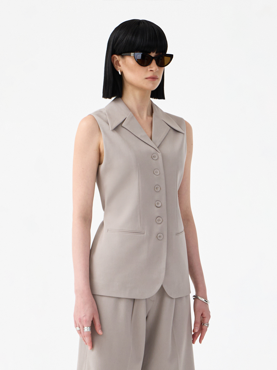 Isolde Vest